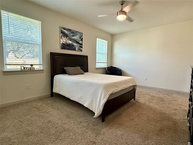 Building Photo - 160 Filifera Ct