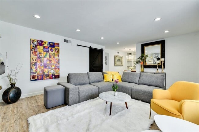 Building Photo - 8730 N Mopac Expy