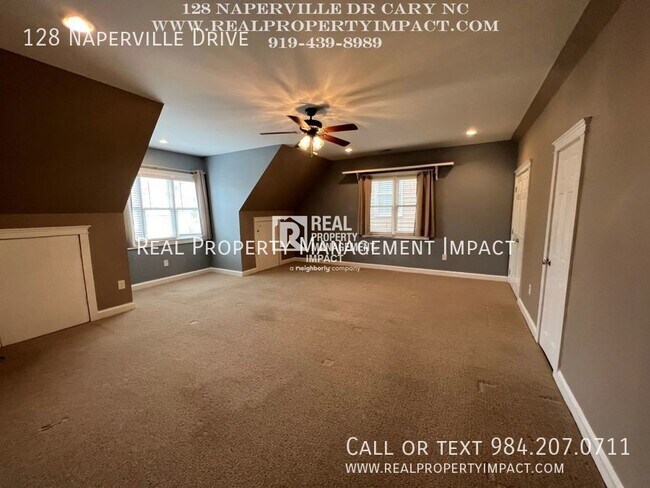 Building Photo - 128 Naperville Dr