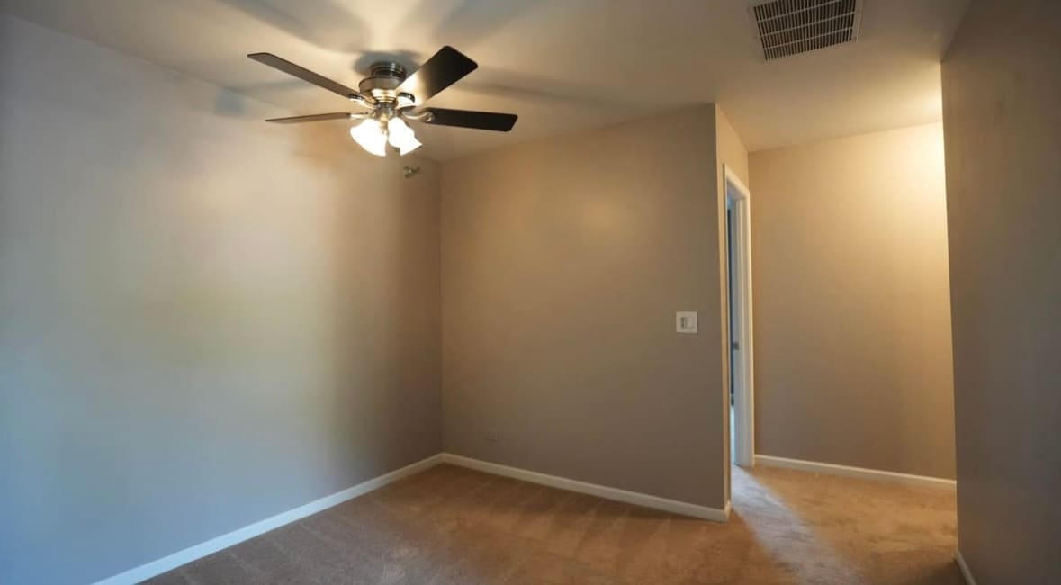 Building Photo - 104 Glengarry Dr