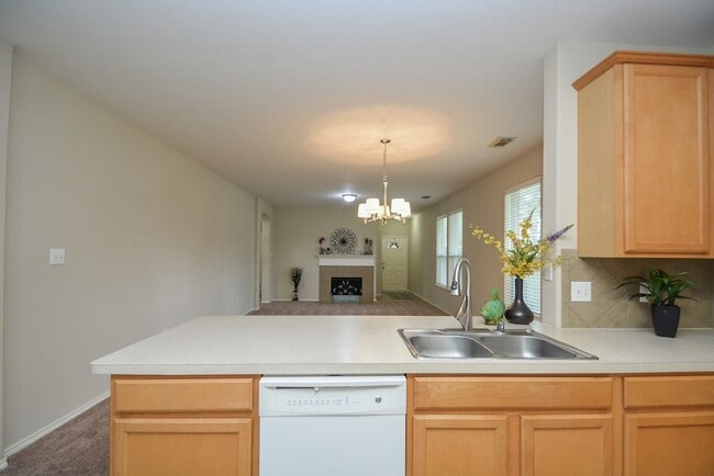 Building Photo - 9203 Kransbury Ln