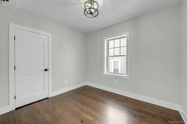 Building Photo - 74 Nelson Ave