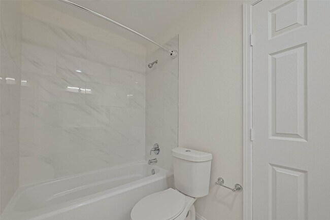 Building Photo - 7339 Krueger Rd