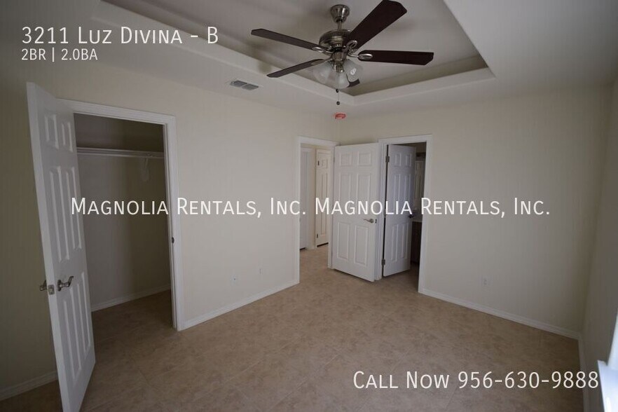 Building Photo - 3211 Luz Divina St