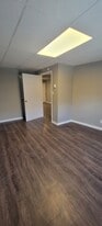 Building Photo - 150 Garibaldi Ave
