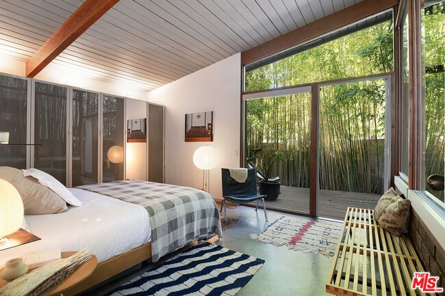 Building Photo - 10410 Quito Ln