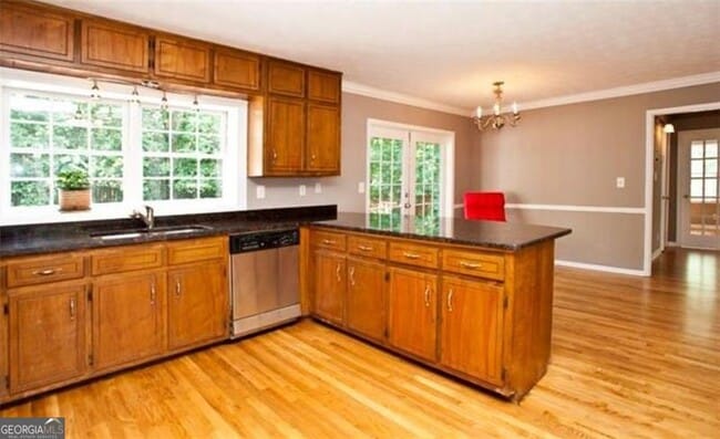 Building Photo - 727 Scott Cir