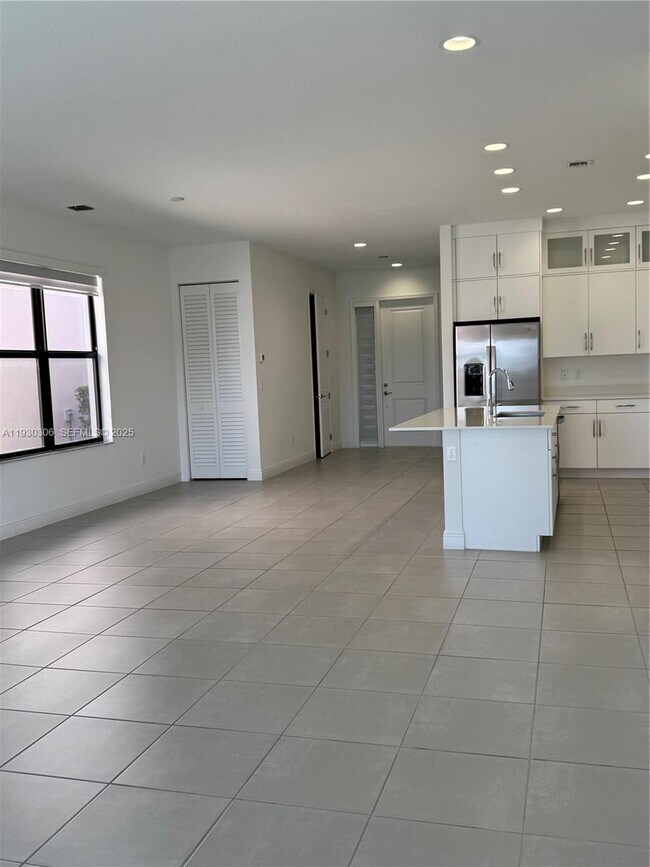 Building Photo - 16456 Sea Turtle Pl