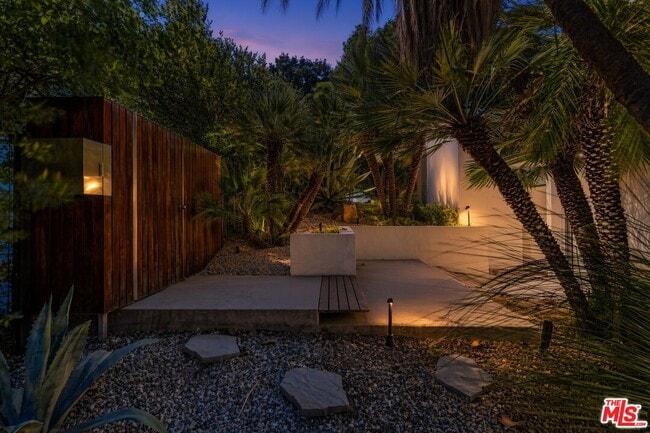 Building Photo - 3201 Oakley Dr