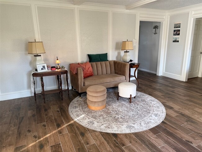 Building Photo - 20307 Pittsford Dr