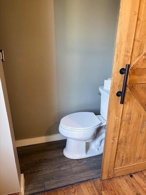 Building Photo - 320 Rosslyn Ave