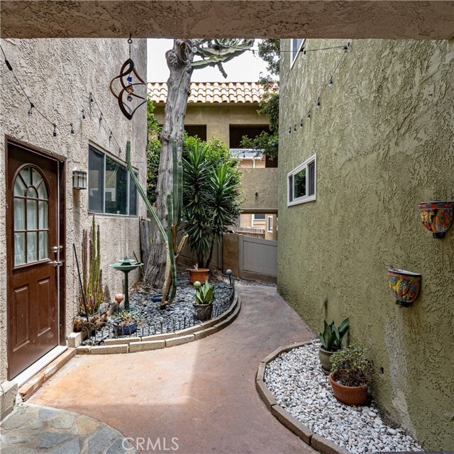 Building Photo - 1036 Palos Verdes Blvd