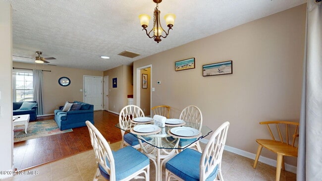 Building Photo - 177 Avis Dr