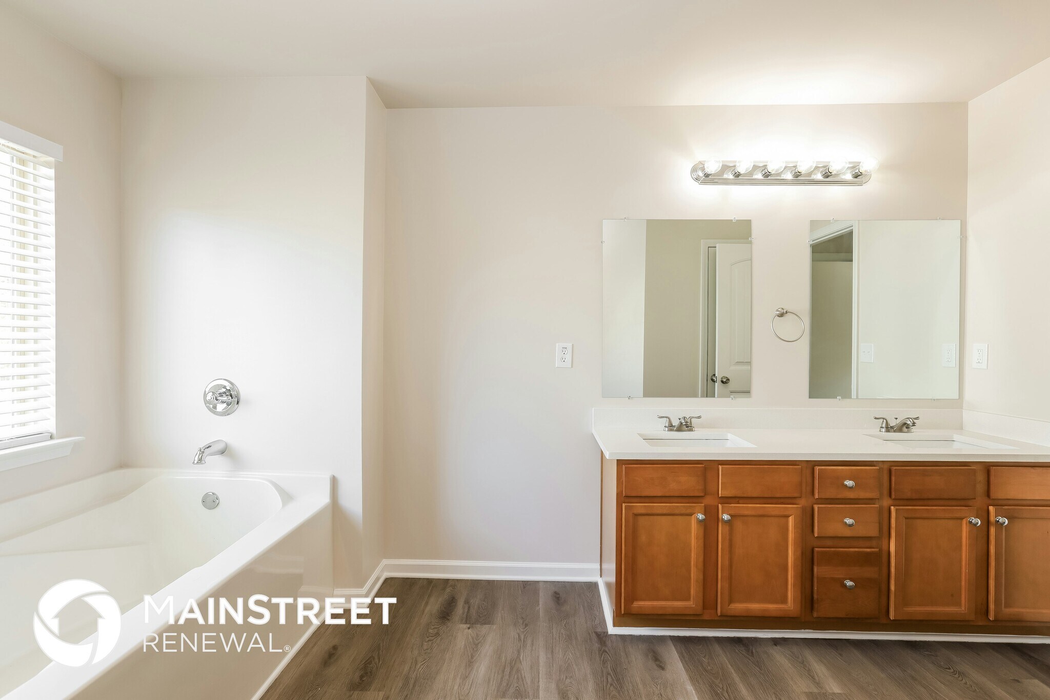 Building Photo - 188 Palisades Dr