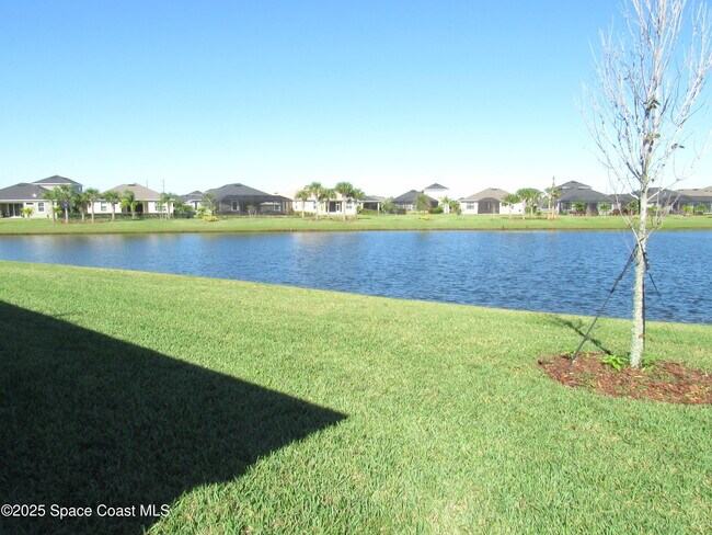 Building Photo - 3398 Addison Dr