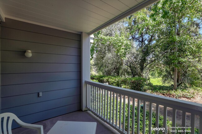 Building Photo - 905 Sunrose Ter