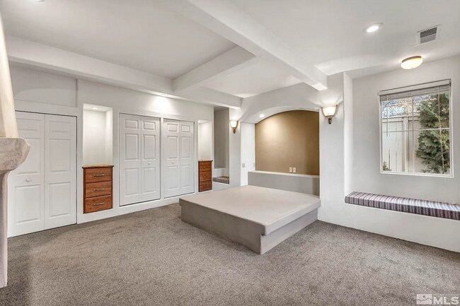 Building Photo - *SHORT TERM LEASE* 5 Bed 2 Bath, Dream Retreat in Caughlin Ranch