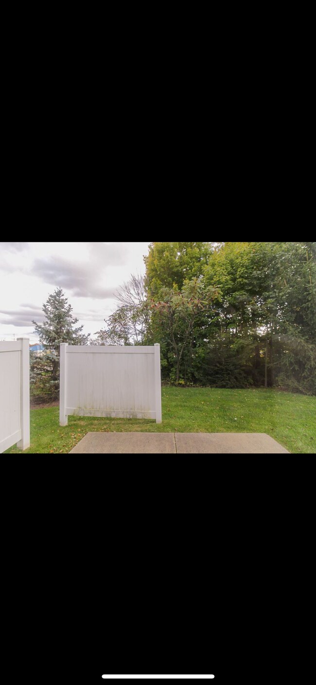 Building Photo - 5523 Sandhutton Ct