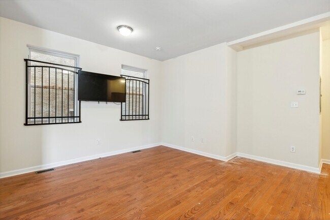 Building Photo - 1519 N 16th St