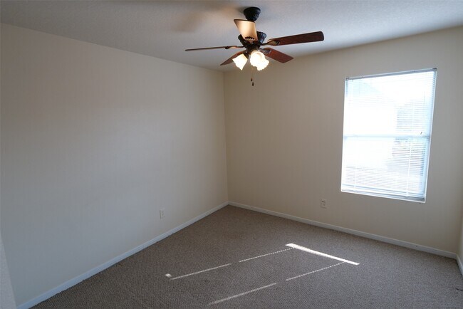 Building Photo - 5042 Oak Stand Ct