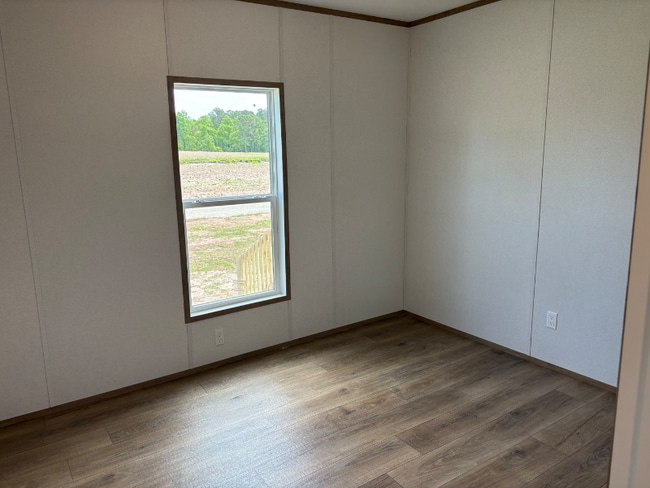 Building Photo - 2043 Southern Crest Dr