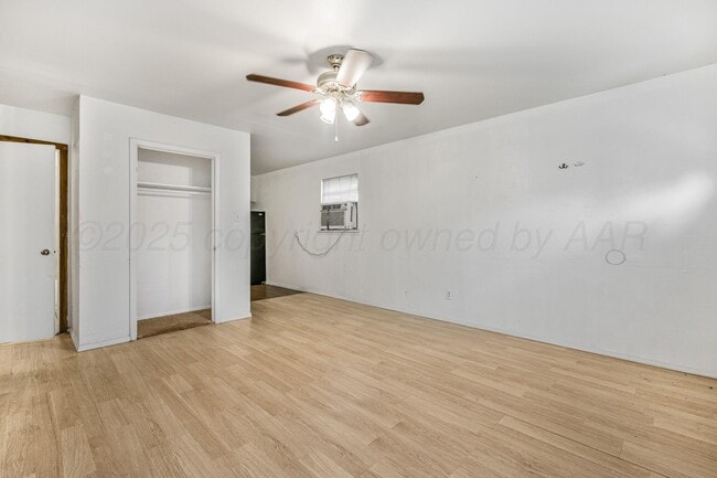 Building Photo - 3407 Janet Dr