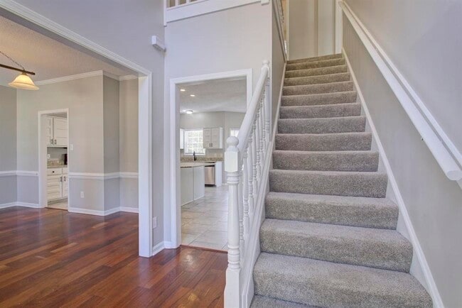 Building Photo - 5707 Chester St