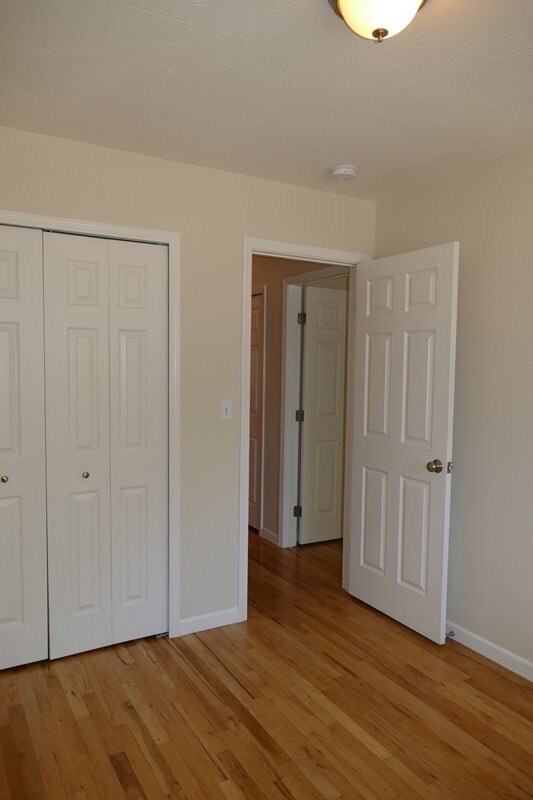 Building Photo - SE Garrett Dr - Milwaukie 3 bedroom with hardwood floors