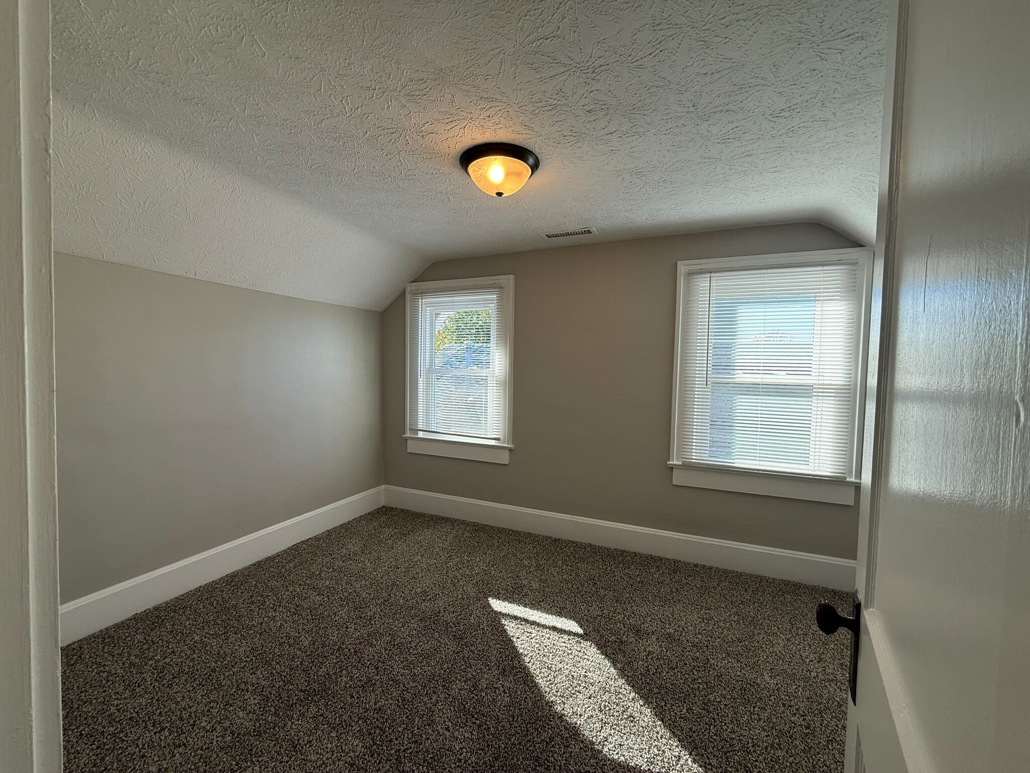Upstairs bedroom 2 - 8 Beveridge St