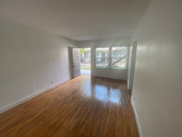 Floorplan - 17037/17043/17049 Vanowen St.