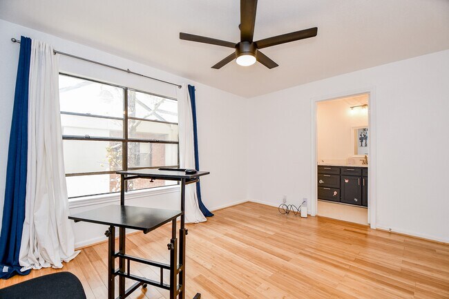 Building Photo - 2626 Bering Dr