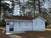 Building Photo - 1201 Lake Dr