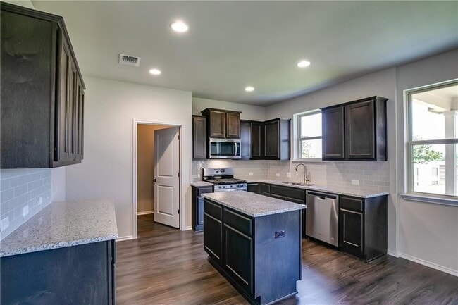 Building Photo - 349 Horsemint Way