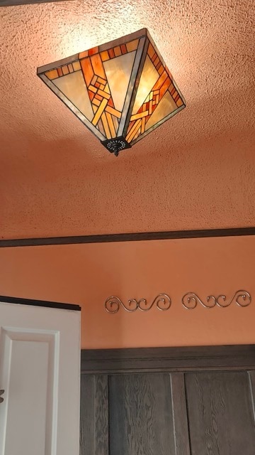 entry - 3334 Elmwood Ave