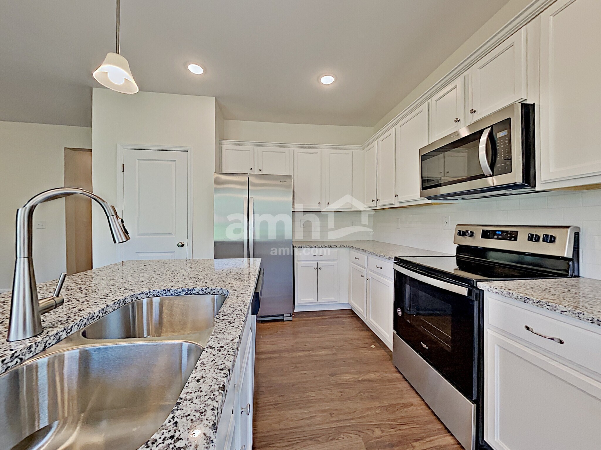 Building Photo - 6411 Atlantic Bch Ave