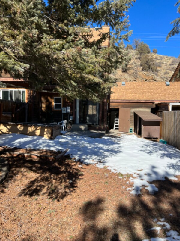 Building Photo - 3107 Riverside Dr