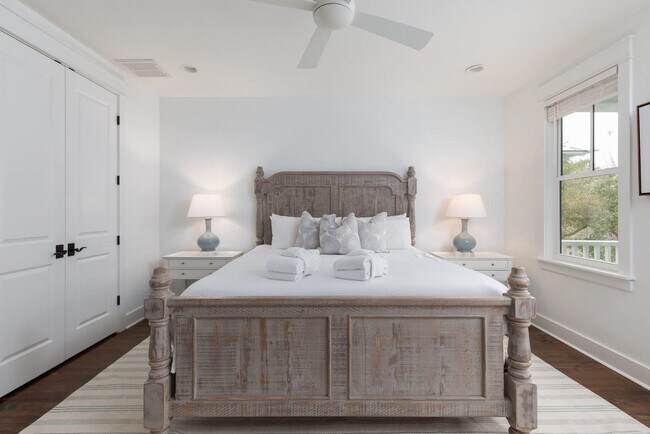 Building Photo - 80 East Royal Fern Way