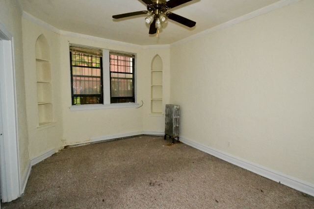 Building Photo - 4842 N Damen Ave
