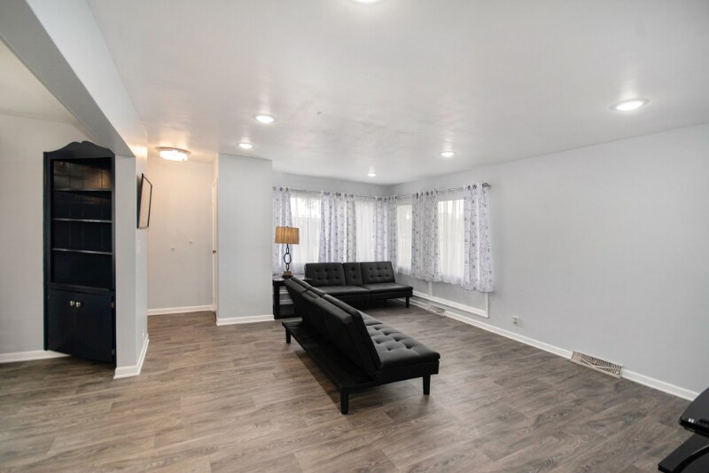 Building Photo - 3232 N Wellness Dr
