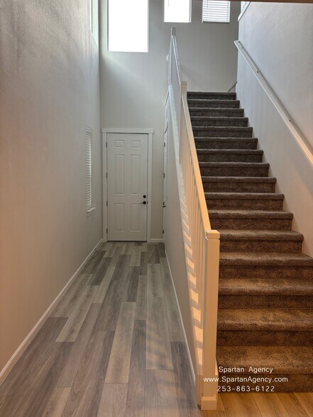 Building Photo - 15017 Tyee Dr E