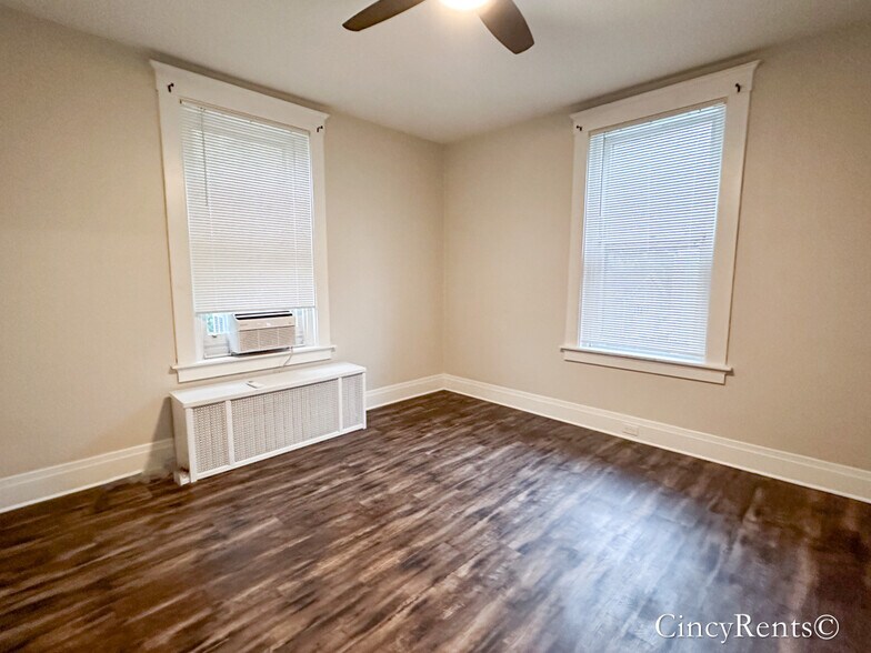 Building Photo - 3716 Ault Park Ave