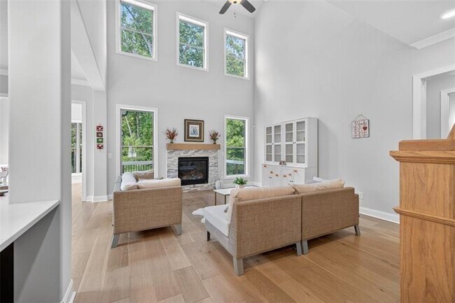 Building Photo - 345 Wiman Park Ln