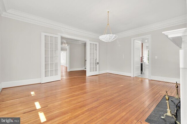 Building Photo - 4201 Bradley Ln