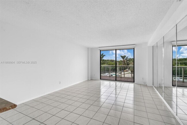 Building Photo - 13499 Biscayne Blvd
