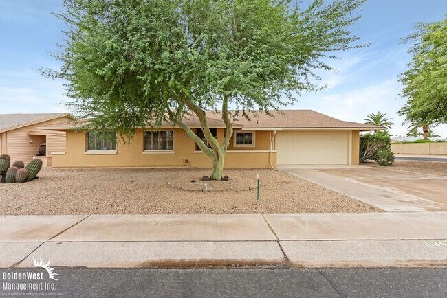 Building Photo - Beautiful 3Bdm 2Ba Home in Suncity!
