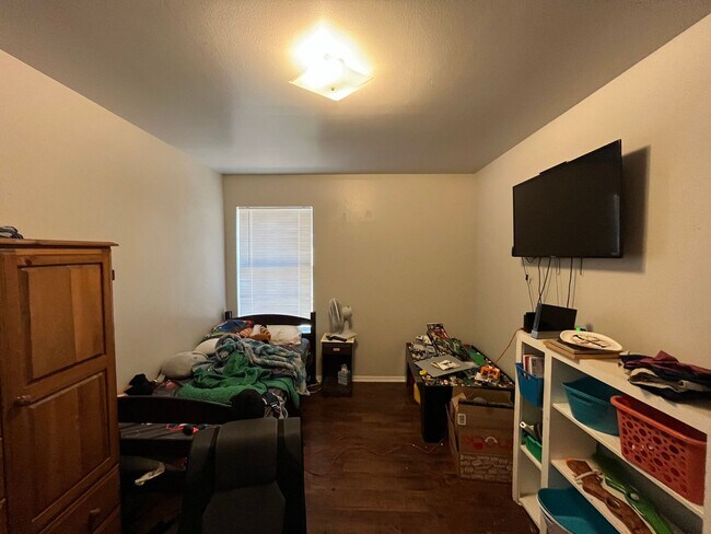 Building Photo - Coming Soon! Charming and Contemporary 3-B...