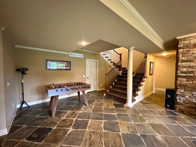 Building Photo - {9003} Wilshire Farms Reverse 1.5 Story Ho...
