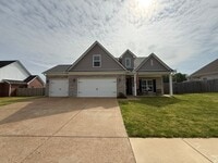 Building Photo - 176 Forsyth Ln