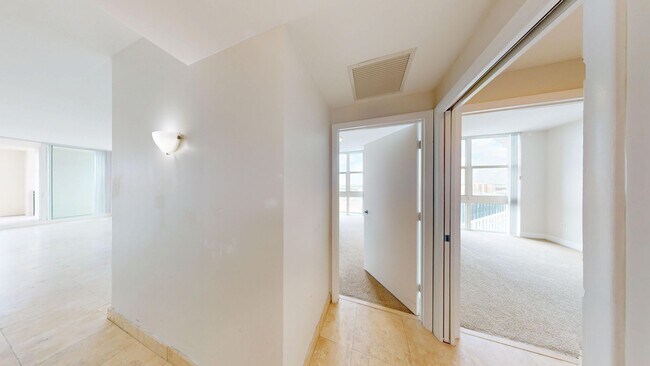 Building Photo - 550 Okeechobee Blvd