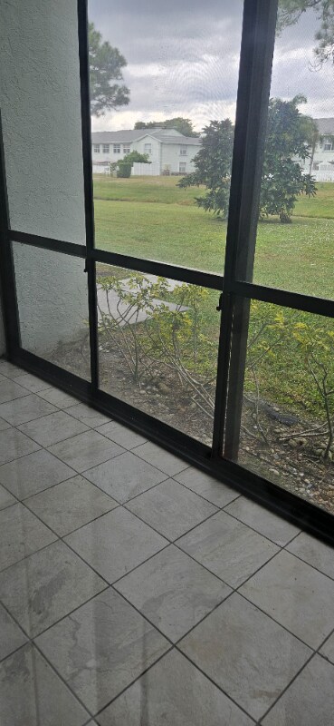 Building Photo - 3670 Alder Dr